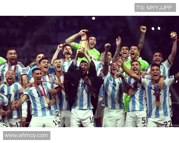 阿根廷足球明星的私人电话曝光引发球迷热议与关注